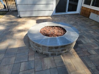 Oklahoma chop rock, capped with flagstone