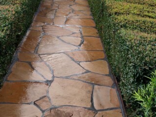 Arizona flagstone with mortared joints