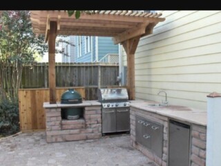 Cedar cantilever pergola