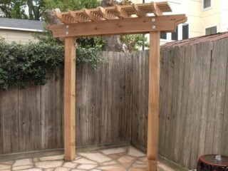 Cedar swing trellis