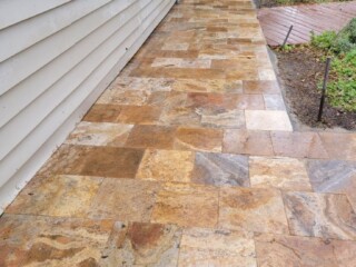 Escabesa 1x1 travertine pavers