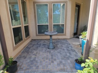 Holland stone series, Rio color, running bond pattern