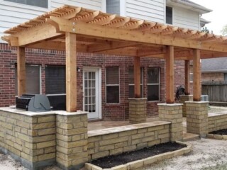Llano tan chop rock capped with Arizona flagstone