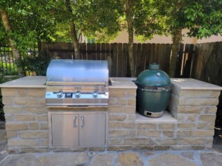 Oklahoma chop rock capped with Arizona flagstone