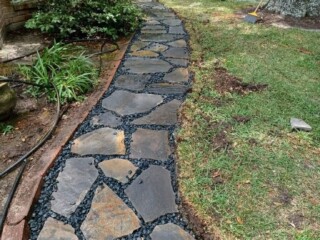 Oklahoma flagstone with blackstar gravel joints