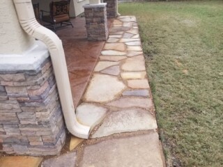 Oklahoma flagstone with granite gravel joints