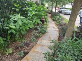 Ozark gray flagstone with granite gravel joints