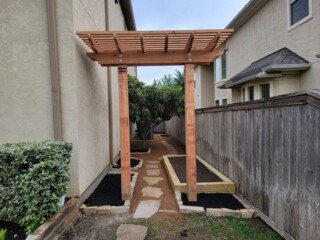 Plant trellis