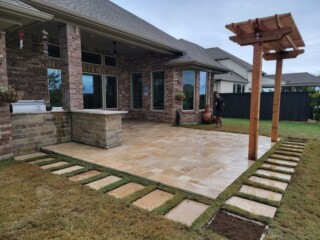 Versaille pattern, light blend color travertine pavers